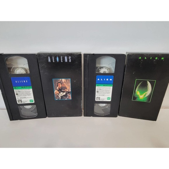 VHS Alien Lot 2 - Picture 1 of 3